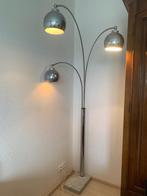 Vintage booglamp met 3 bollen, Maison & Meubles, Lampes | Appliques, Comme neuf, Enlèvement, Autres matériaux