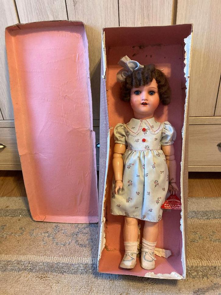 antieke E.V.F. pop in originele doos, Antiquités & Art, Antiquités | Jouets, Enlèvement