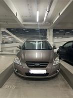 KIA Ceed 1.6 ESSENCE **73.000KM**, Auto's, Kia, Stof, 4 cilinders, Bruin, 5 deurs