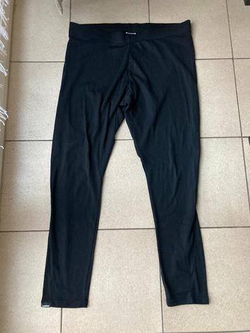 Zwarte Legging - Maat 3XL disponible aux enchères