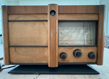 Lot vintage radio’s en meer beschikbaar voor biedingen