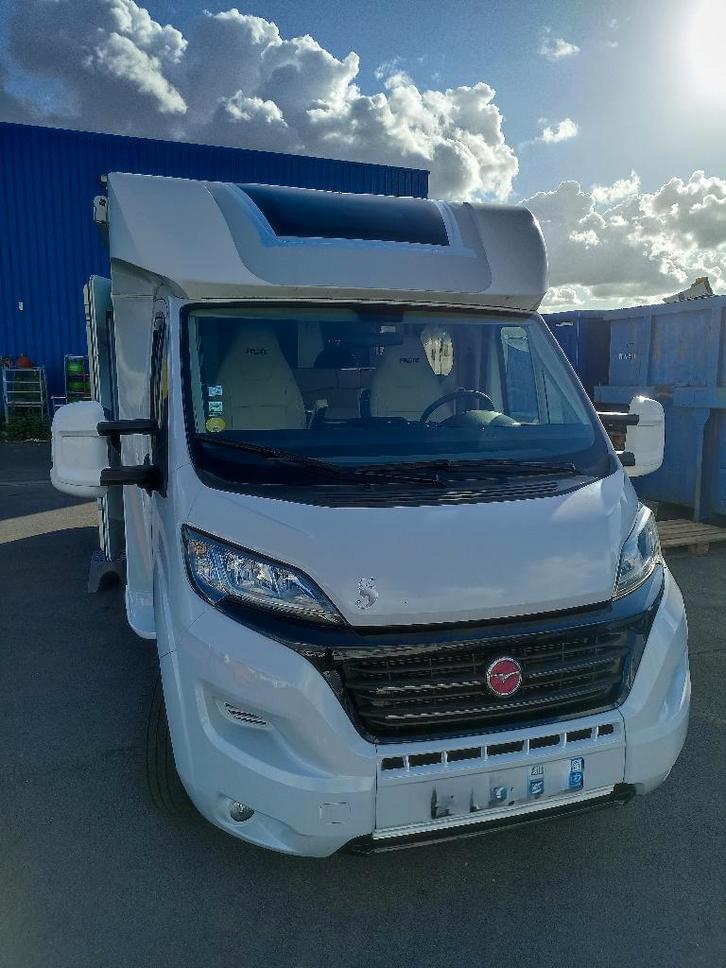 Camping car PILOTE P716 Essentiel profilé, Caravans en Kamperen, Mobilhomes, Particulier, tot en met 4, Integraal, Pilote, Fiat