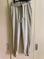 Jogger broek Hollister - maat XS, Kleding | Dames, Broeken en Pantalons, Beige, Lang, Maat 34 (XS) of kleiner, Hollister