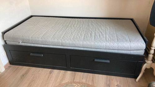 Bedbank Ikea Hemnes - zwart, Huis en Inrichting, Slaapkamer | Bedden, Gebruikt, Zwart, Ophalen
