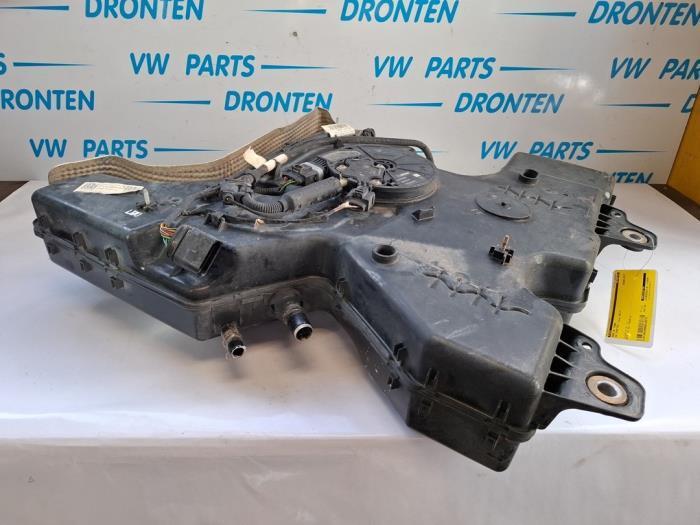 Adblue tank van een Volkswagen Crafter, Auto-onderdelen, Brandstofsystemen, Volkswagen, Gebruikt, 3 maanden garantie, Ophalen of Verzenden