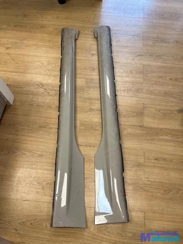 FIAT 500 Bruin zijskirt 2007+ beschikbaar voor biedingen