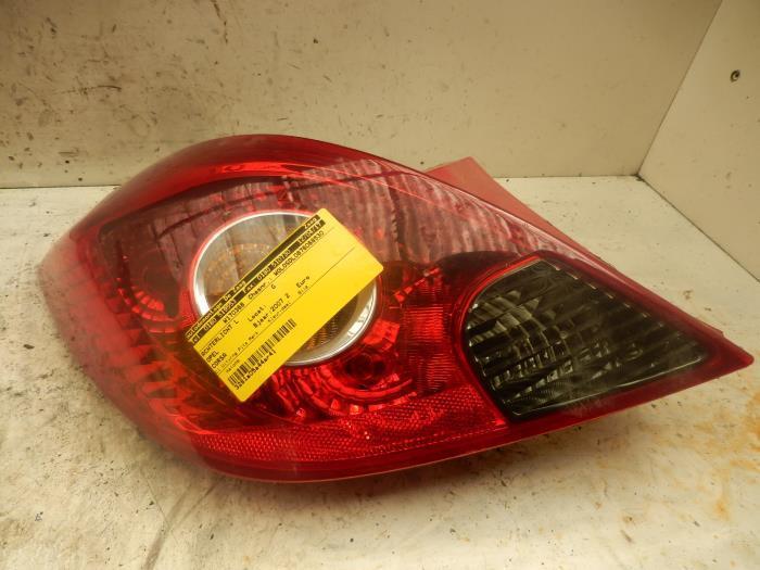 Achterlicht links van een Opel Corsa, Auto-onderdelen, Verlichting, Opel, Gebruikt, 3 maanden garantie, Ophalen of Verzenden