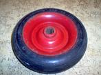 Roue et 1 pneu  neuf PRIX 10 €, Jardin & Terrasse, Enlèvement, Comme neuf