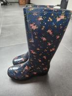 Regenlaarzen maat 36, Enlèvement