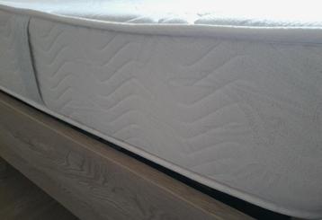 Matelas 2 personnes 160 x 200 x 20 beschikbaar voor biedingen