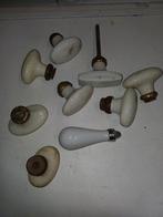 lot (9) pieces poignets de portes en porcelaine blanche, Enlèvement ou Envoi