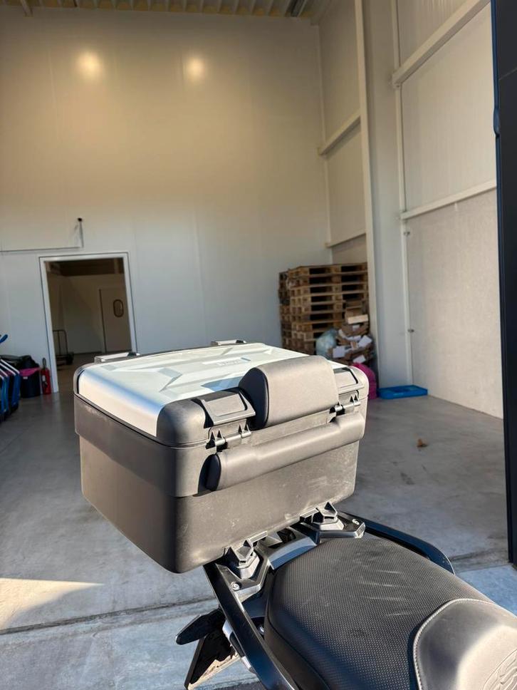 BMW VARIO top case., Motoren, Accessoires | Koffers en Tassen, Ophalen of Verzenden