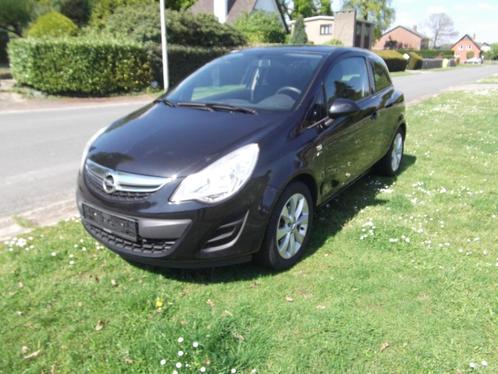Opel Corsa 1.2 Benzine (3 d)Airco,Cruise controle,Euro 5, Auto's, Opel, Particulier, Corsa, ABS, Airbags, Airconditioning, Bluetooth