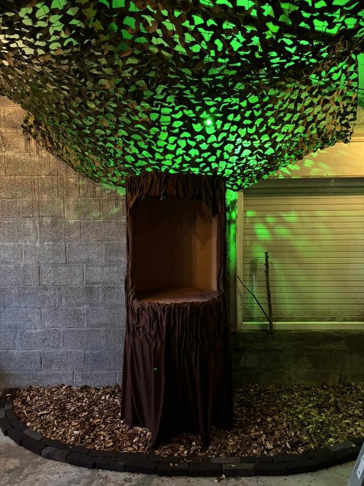 Bomen miniatuur decor carnaval, Hobby en Vrije tijd, Feestartikelen, Ophalen