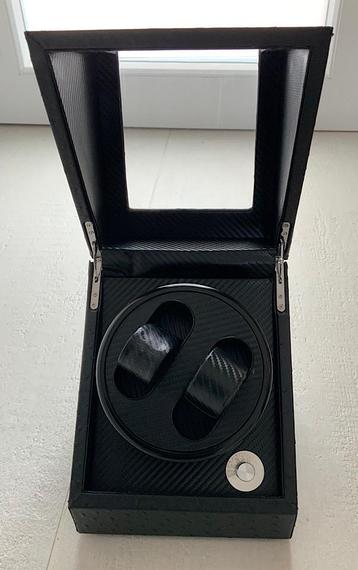 Automatische horlogeopwinder beschikbaar voor biedingen