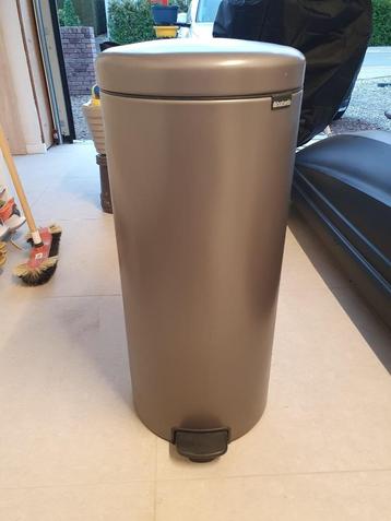 Brabantia NewIcon pedaalemmer 30L beschikbaar voor biedingen