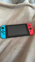 Nitendo Switch, Games en Spelcomputers, Ophalen of Verzenden, Zo goed als nieuw, Met 2 controllers, Switch Original