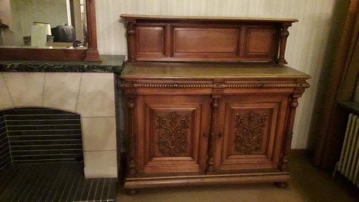 antieke buffetkast, Huis en Inrichting, Kasten | Buffetkasten, Nieuw, Met lade(s), Met deur(en), Met plank(en), Ophalen