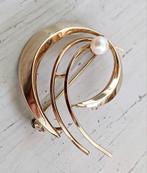 9k gouden broche met echte parel, Ophalen of Verzenden, Goud