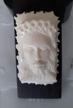 Oude kleine plaquette  camee gecarverde been Jezus Christus, Verzenden