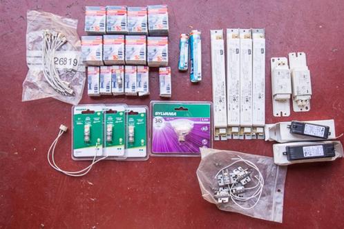 Lot lampen & transfo’s (Osram, Sylvania, ...), Huis en Inrichting, Lampen | Spots, Nieuw, Plafondspot of Wandspot, Led, Ophalen