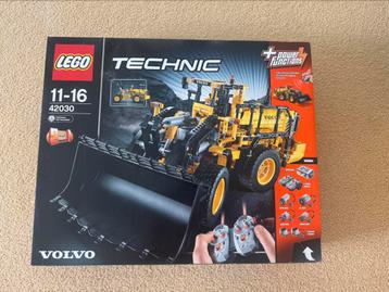 Lego Technic 42030 Volvo L350F NEUF DANS SA BOÎTE, Enlèvement, Neuf, Lego