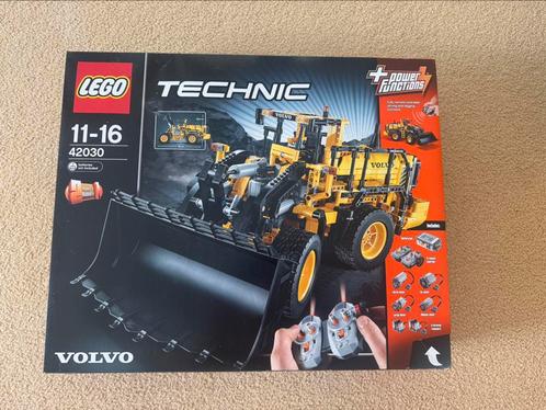 Lego Technic 42030  Volvo L350F NIEUW IN DOOS, Kinderen en Baby's, Speelgoed | Duplo en Lego, Nieuw, Lego, Ophalen