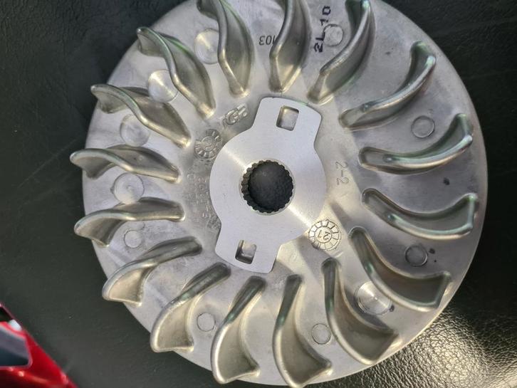 Vario poelie Vespa GTS, Motoren, Onderdelen | Overige, Nieuw, Ophalen of Verzenden