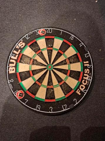Gebruikt dartsbord af te halen - 5€ beschikbaar voor biedingen