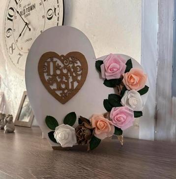 Urnes de mariage en forme de cœur décoré 