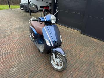 Necco azzoro scooter B beschikbaar voor biedingen