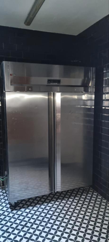 Frigo double porte TEFCOLD 1300l – Inox – Professionnel, Elektronische apparatuur, Koelkasten en IJskasten, Ophalen