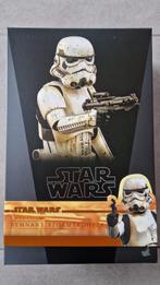 Hot Toys Star Wars TMS011 Resterende Stormtrooper The Mandal, Verzamelen, Star Wars, Actiefiguurtje, Ophalen of Verzenden, Zo goed als nieuw