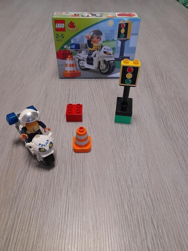 LEGO DUPLO Politiemotor 5679, Kinderen en Baby's, Speelgoed | Duplo en Lego, Zo goed als nieuw, Duplo, Complete set, Ophalen of Verzenden