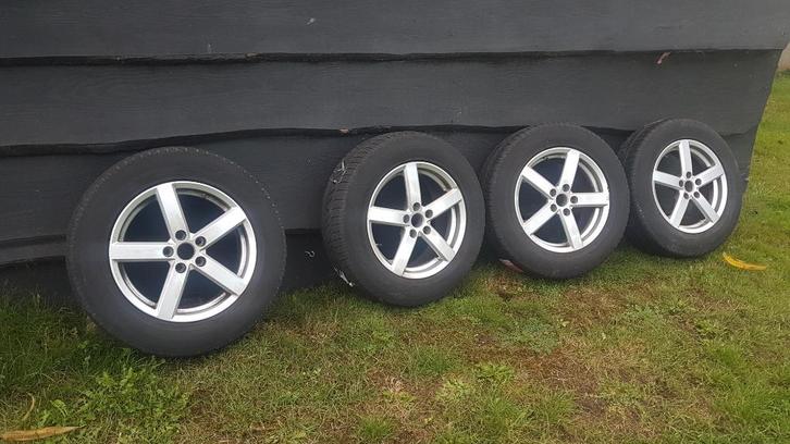 winterbanden Toyota RAV4 op alu velgen, Auto-onderdelen, Banden en Velgen, Banden en Velgen, Winterbanden, 17 inch, 225 mm, Terreinwagen