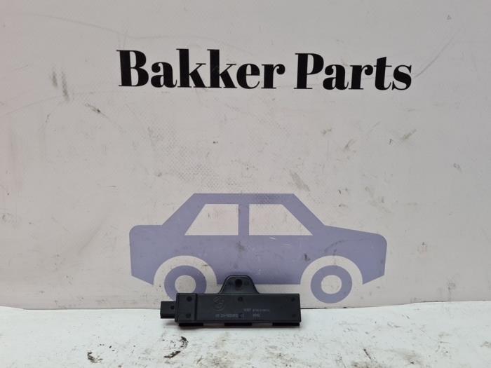 Antenne Versterker van een BMW 1-Serie, Auto-onderdelen, Elektronica en Kabels, BMW, Gebruikt, 3 maanden garantie