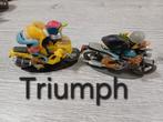 2 Joe en Bar Team Triumph-motorfietsen, Verzamelen, Ophalen of Verzenden, Overige figuren, Beeldje of Figuurtje
