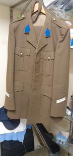 Legeruniform MOET DRINGEND WEG, Ophalen