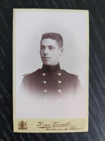Leuke oude belgische fotokaart / CVD jonge soldaat militair