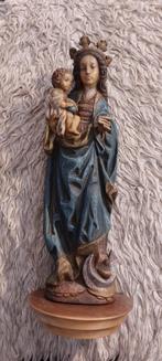 Vierge à l'enfant sur un croissant de lune, Enlèvement ou Envoi