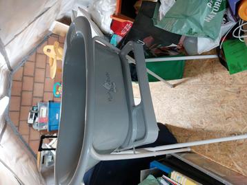 Babybadje te koop   beschikbaar voor biedingen