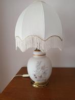 Lampe à  poser en opaline., Maison & Meubles, Lampes | Lampes de table, Enlèvement, Utilisé, 50 à 75 cm, Tissus