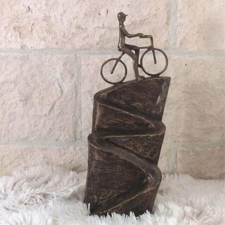 Sport Urn Wielrenner - Fietser - Voetballer -  Motorrijder, Sport en Fitness, Wielrennen, Gebruikt