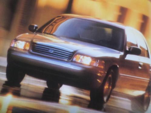 Brochure de la Ford Taurus Crown Victoria Windstar 2001, Livres, Autos | Brochures & Magazines, Ford, Enlèvement ou Envoi