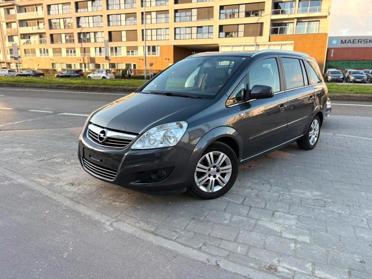 Opel Zafira 1.6 Benzine 7plaatsen Top staat weinig km, Auto's, Opel, Particulier, Zafira, Trekhaak, Benzine, Stadsauto, 5 deurs