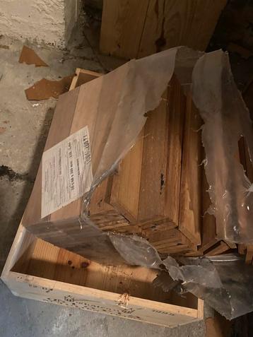 Parquet en bois massif, lamparquet italienne, Iroko beschikbaar voor biedingen