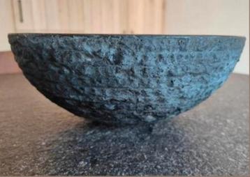 Lavabo in arduin beschikbaar voor biedingen