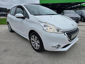 Peugeot 208 1.2 Puretech 2014 Airco, Navi + Garantie beschikbaar voor biedingen