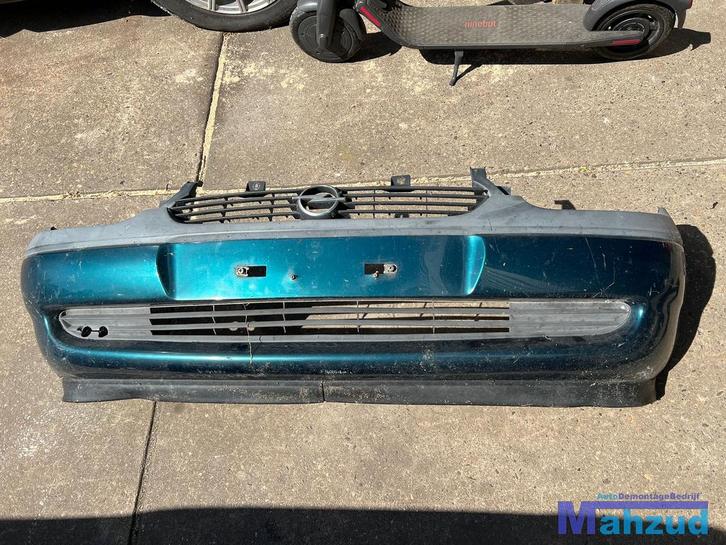 OPEL CORSA C Groen Z283 Voorbumper 1994-1999, Auto-onderdelen, Carrosserie, Bumper, Opel, Voor, Gebruikt, Ophalen of Verzenden