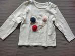 Witte longsleeve met hart en pompoms - maat 92, Kinderen en Baby's, Kinderkleding | Maat 92, Meisje, Ophalen of Verzenden, Zo goed als nieuw